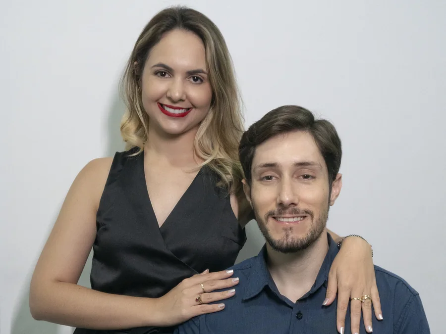 Dr. João Paulo do Nascimento Lima e Dra. Luziane Ferreira Lima, da Ferreira Lima Odontologia em Alpinópolis MG